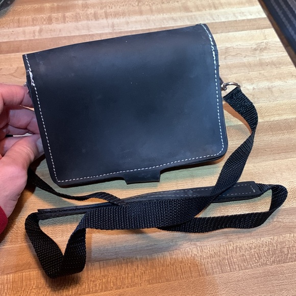 Littlearth Fold Over Purse Crossbody bag made from recycled material - Picture 5 of 10